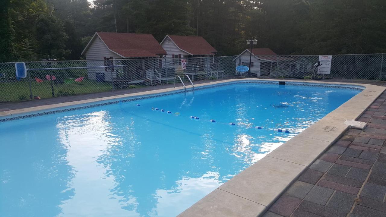 The Meadows Motel Lake George Exterior photo